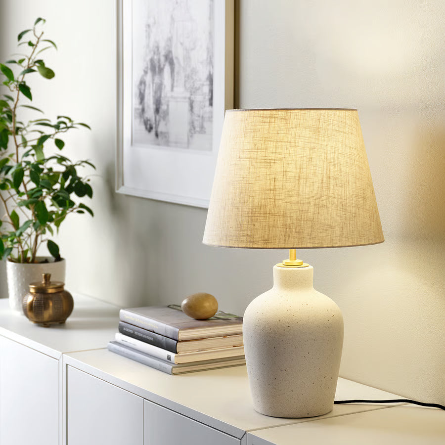 BLIDVÄDER Stolna lampa, krem keramička/bež, 50 cm