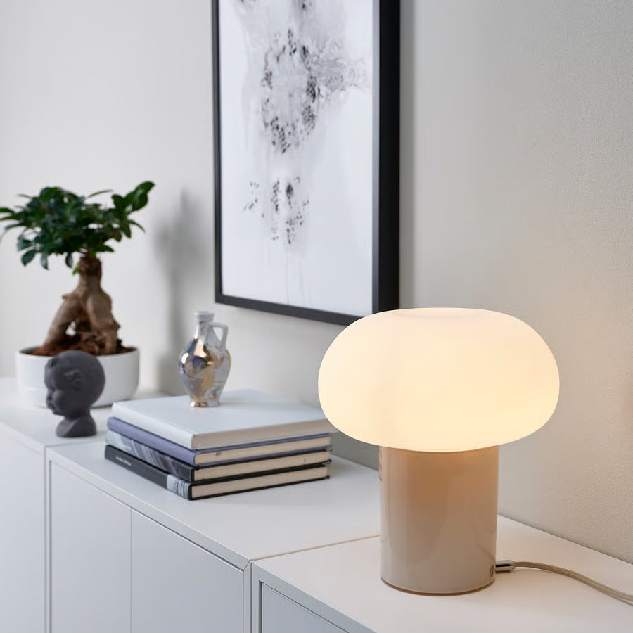 DEJSA Stolna lampa, bež/opalno bijela staklo, 28 cm
