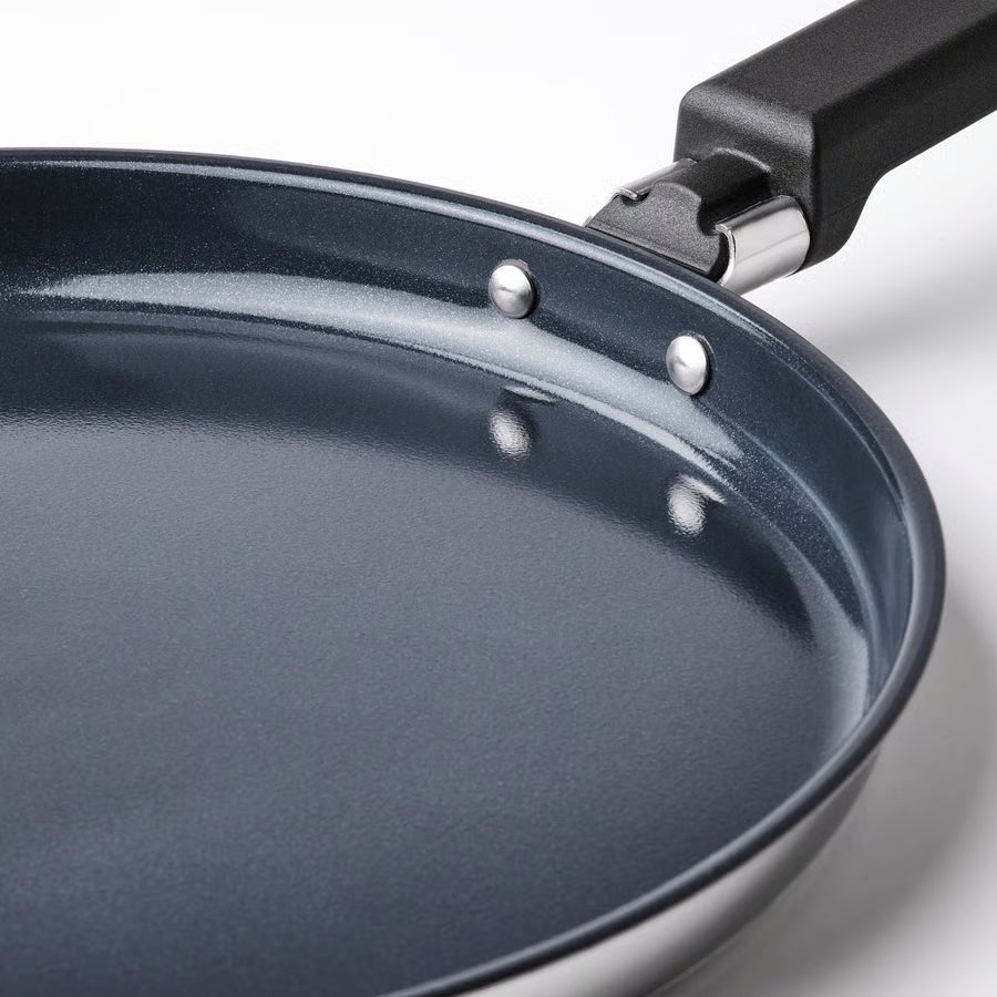 MIDDAGSMAT Tava za palačinke, neljepljiv sloj/nehrđajući čelik, 24 cm