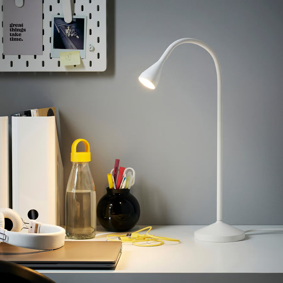 NÄVLINGE LED reflektor s hvataljkom, bijela