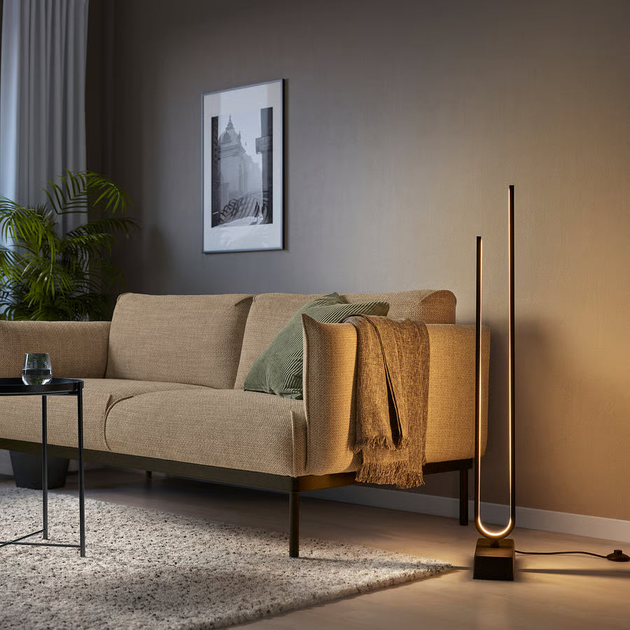PILSKOTT LED podna lampa, pametno crna