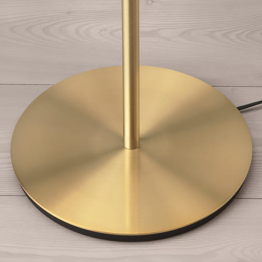 RINGSTA / SKAFTET Podna lampa, bijela/mjed